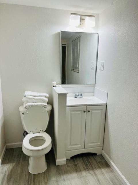 Kingfisher Cattlemen'S Inn מראה חיצוני תמונה